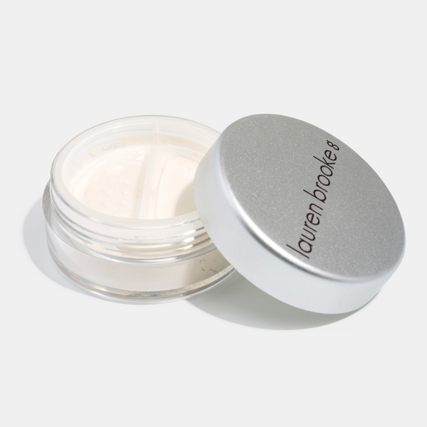 Banana Corrective Finishing Powder for Oily Skin | Lauren Brooke Co Banana Corrective Finishing Powder for Oily Skin | Lauren Brooke Co